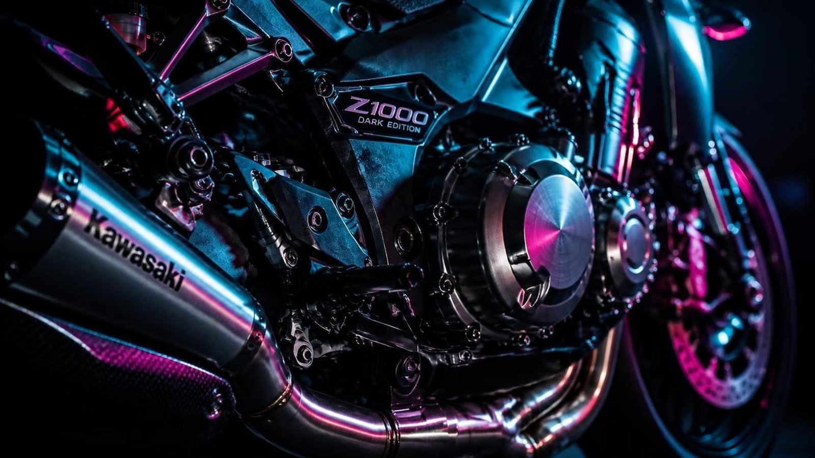 Kawasaki Z1000 - detalhes técnicos em alta definição